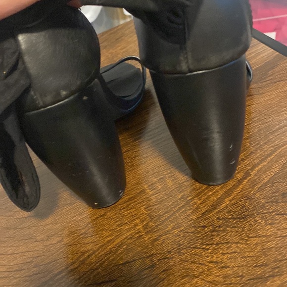 Women's UNIF Pyre Black Open Toed Heels Preowned Fair Condition US Size 9 - Picture 5 of 11